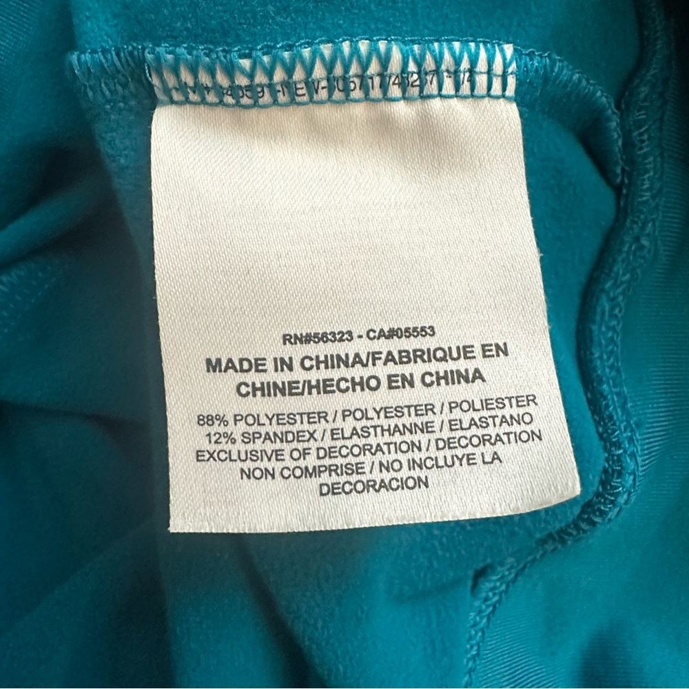 Nike Golf Asymmetrical Collar Pullover - Picture 4 of 7